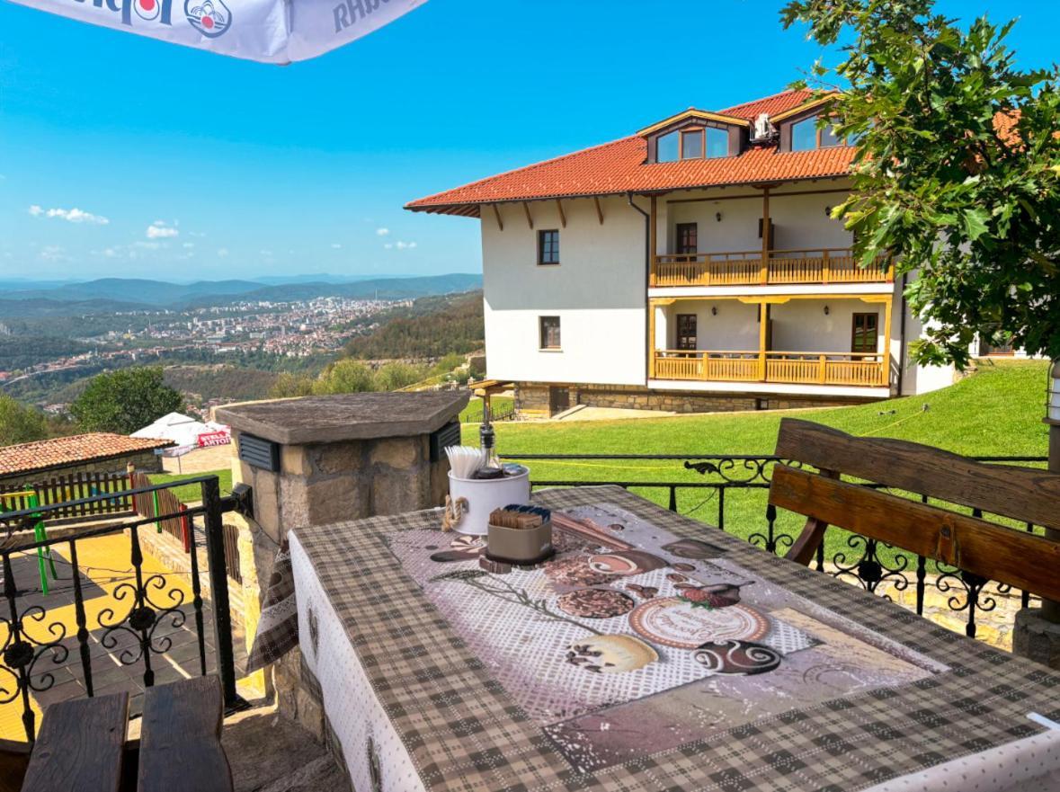 Sevastokrator Relax & Congress Hotel Arbanasi Buitenkant foto